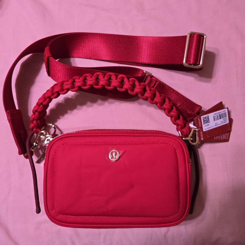 NWT LULULEMON Limited Edition Crossbody Camera Bag With Top Handle. 2L- Dark Red